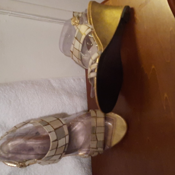 Ladies Sandals - Picture 3 of 5